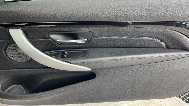 BMW 4 Series 420d xDrive M Sport 2dr Auto Diesel Coupe